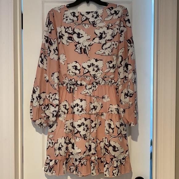 Mini Dress - Picture 2 of 4